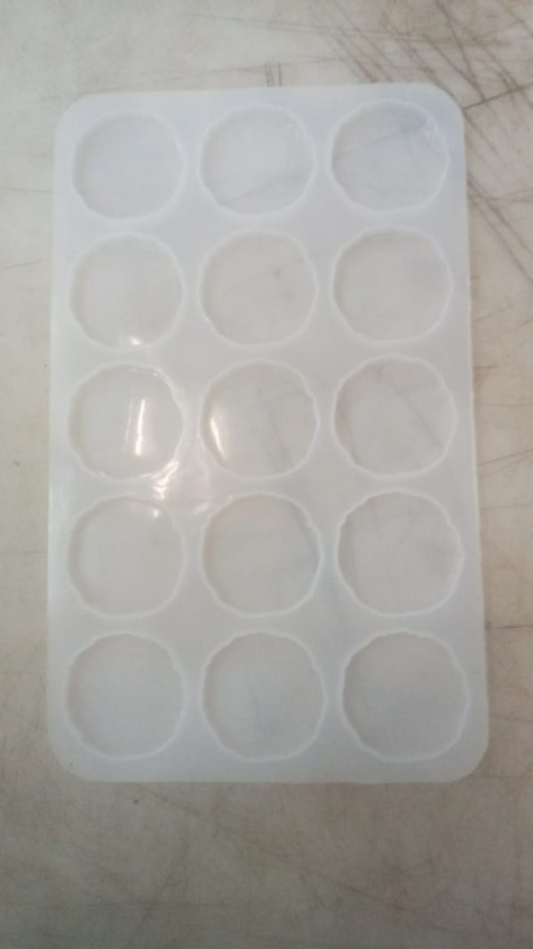 White Rubber Muffin Baking Tray 15 Molds