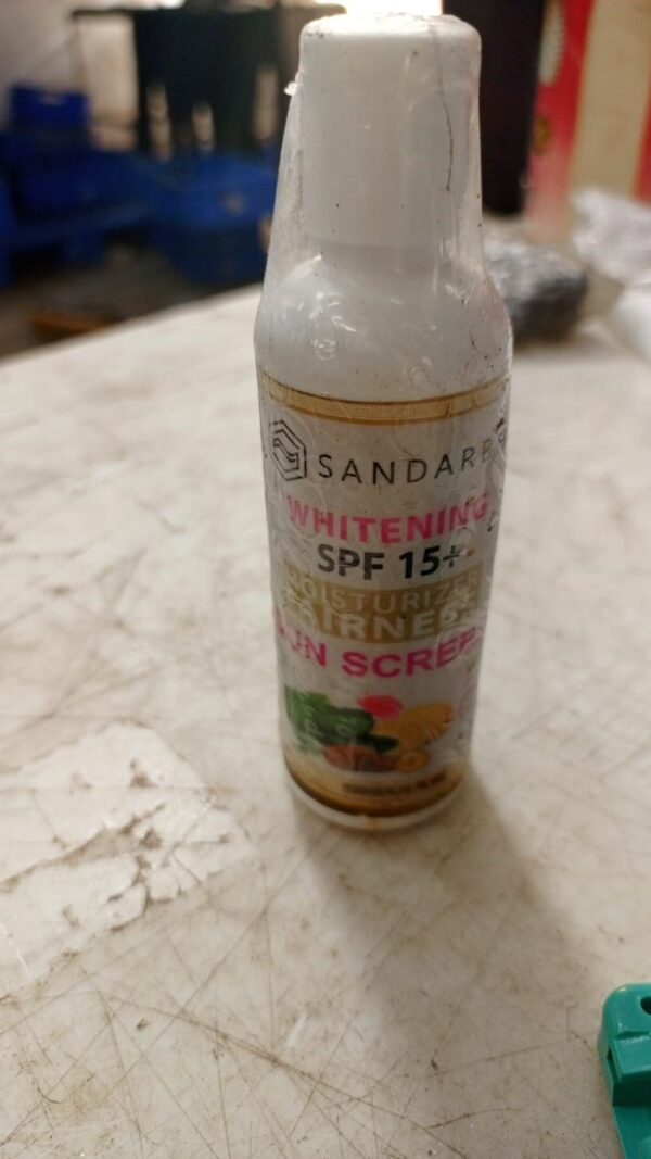 Sandarbh Whitening Spf 15 Sunscreen 100Ml