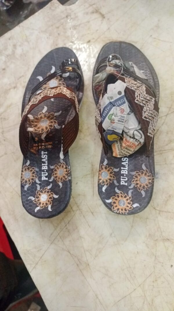 Flower Printed Brown Slipper For Women Size 8