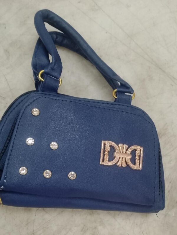 Blue Colour Girl Is Cross Body Sling Dutch