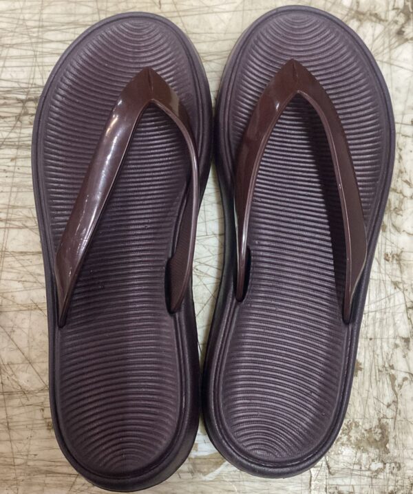 Women Slipper Brown Color Size 6