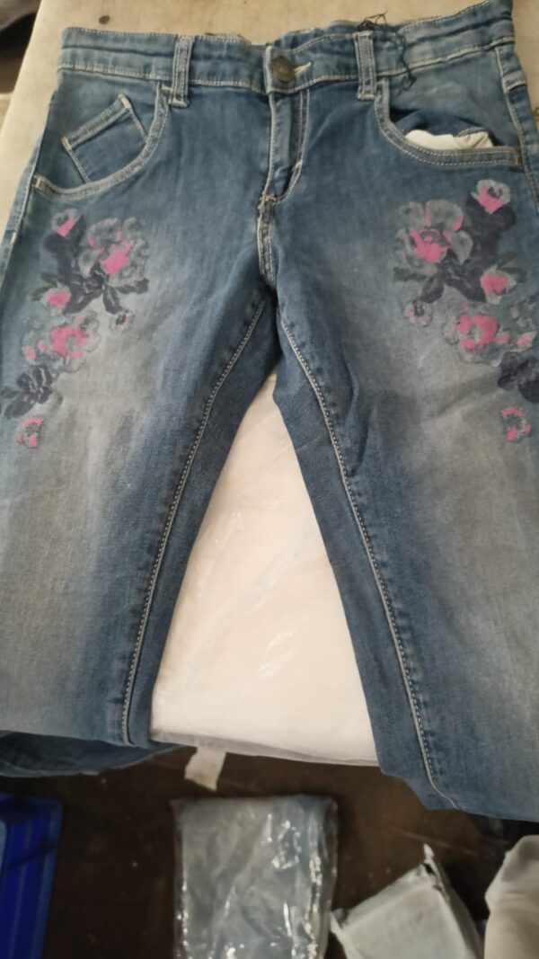 Women Jeans Blue Color Size Xl