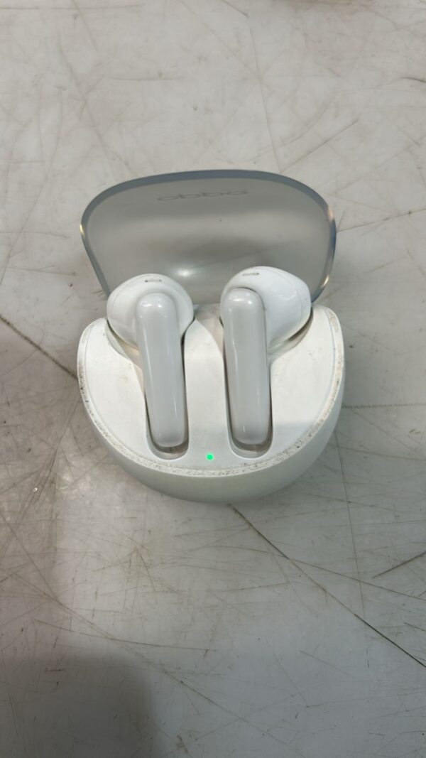 Used Oppo Enco Air 3 Earbuds White Color