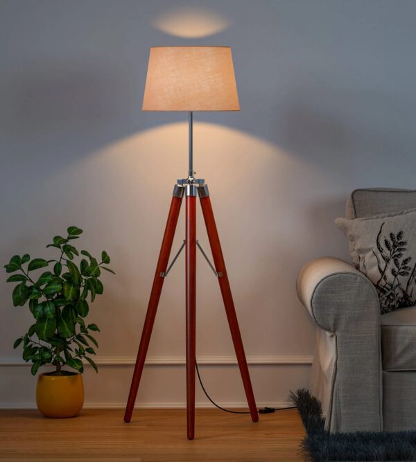 Vintage Sleek Tripod Floor Lamp