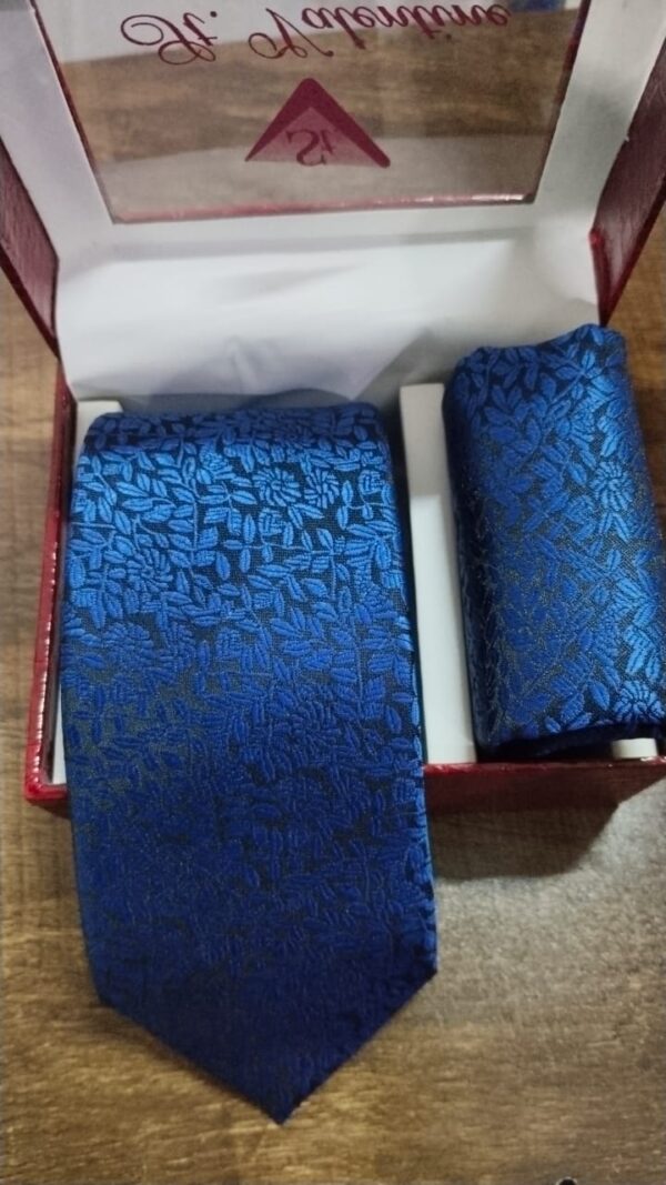 St Valentine Men Formal Solid Tie And Silk Pocket Square Cufflinks Set Blue Color