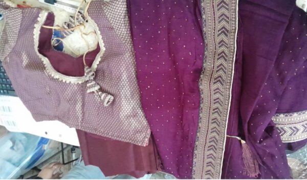 Womens Saree With Blouse And Petticoat Wine