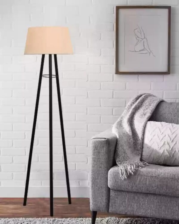 Wooden Tripod Lamp For Living Room