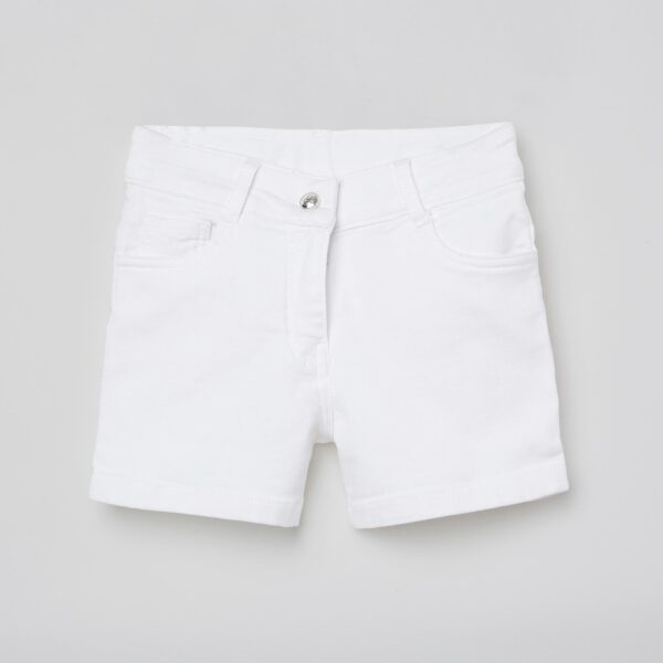 Women Shorts White Color Size 30