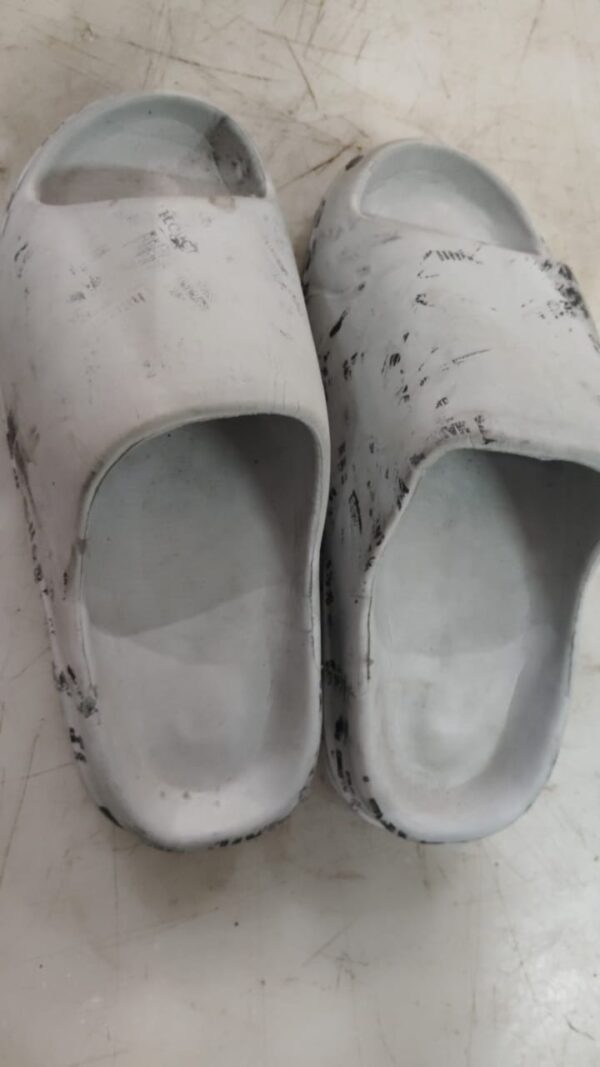 Man Slippers Grey Color Size 6