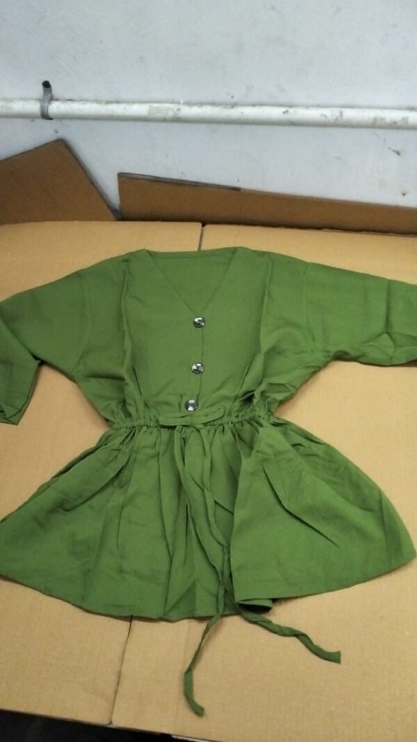 Girl Green Color Top Size M