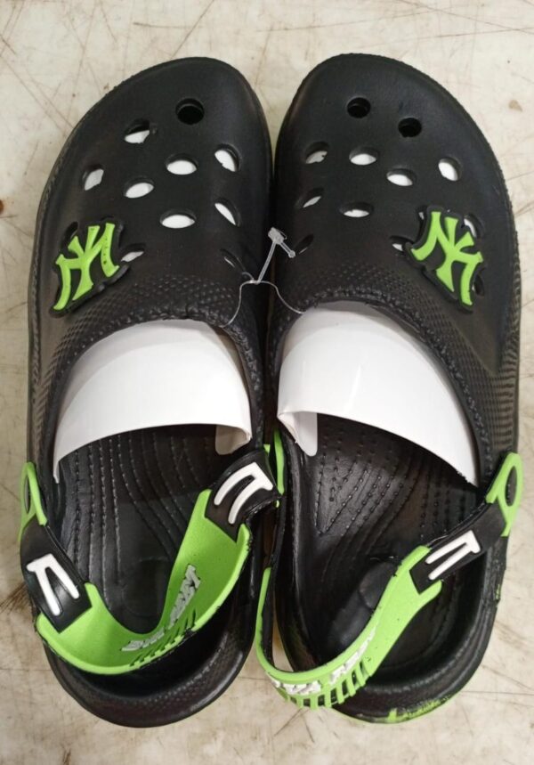 Crocs For Men Black And Green Size 7