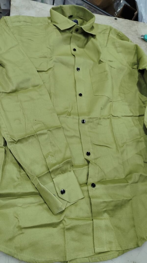 Cotton Idol Green Colour Shirt For Men Size L