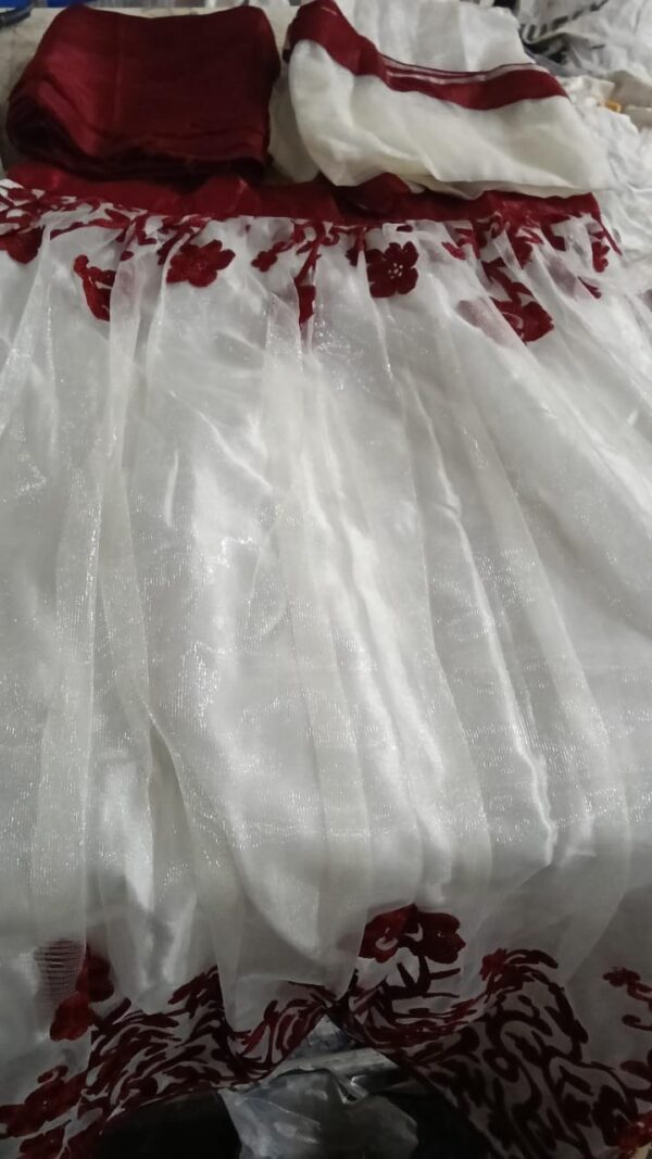 Kids Girls Maroon And White Color Unstitched Blouse And Lehenga With Dupatta Size 7 To 8 Years