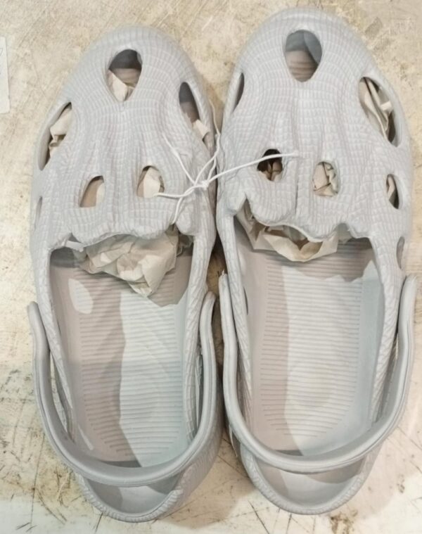 Crocs For Men Grey Size 9