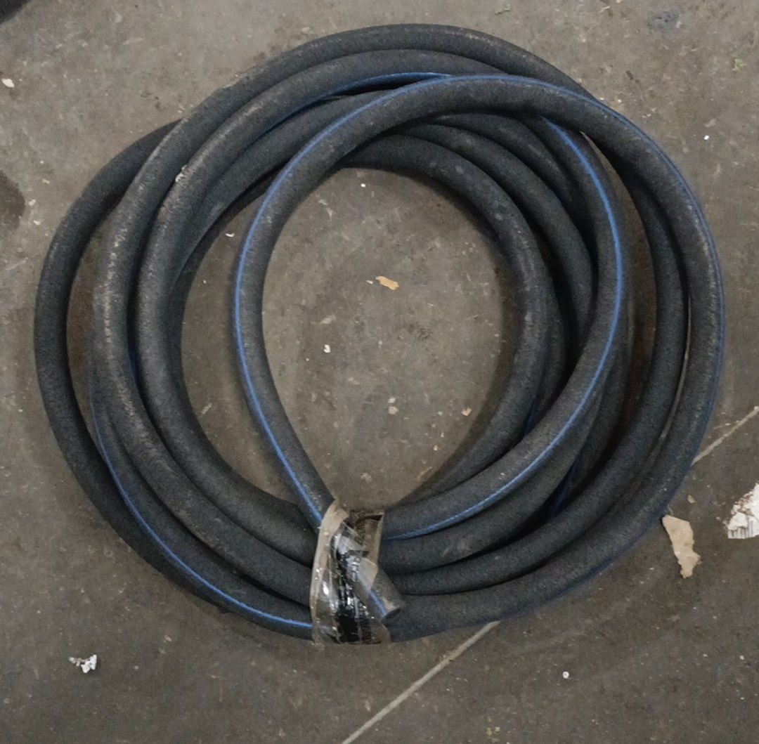 Black Rubber Hydraulic Hose Pipe 2 Inch 30 Feet