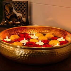 Gracious World Antique Round Hammered Traditional Potpourri