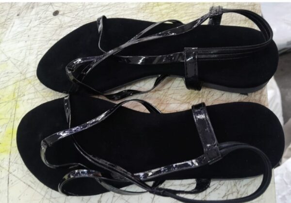 Womens Flat Sandal Black Size 8