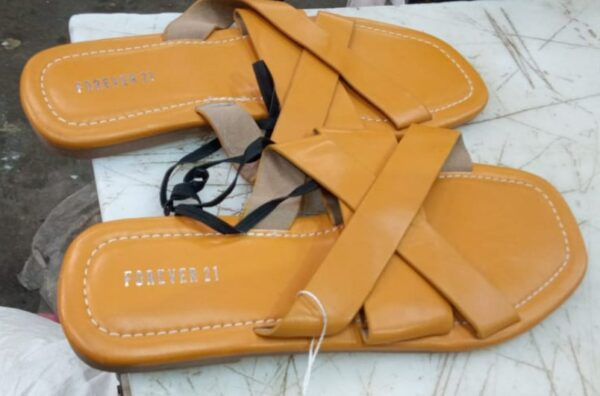 Forever 21 Women Flats Mustard Colour Size 6