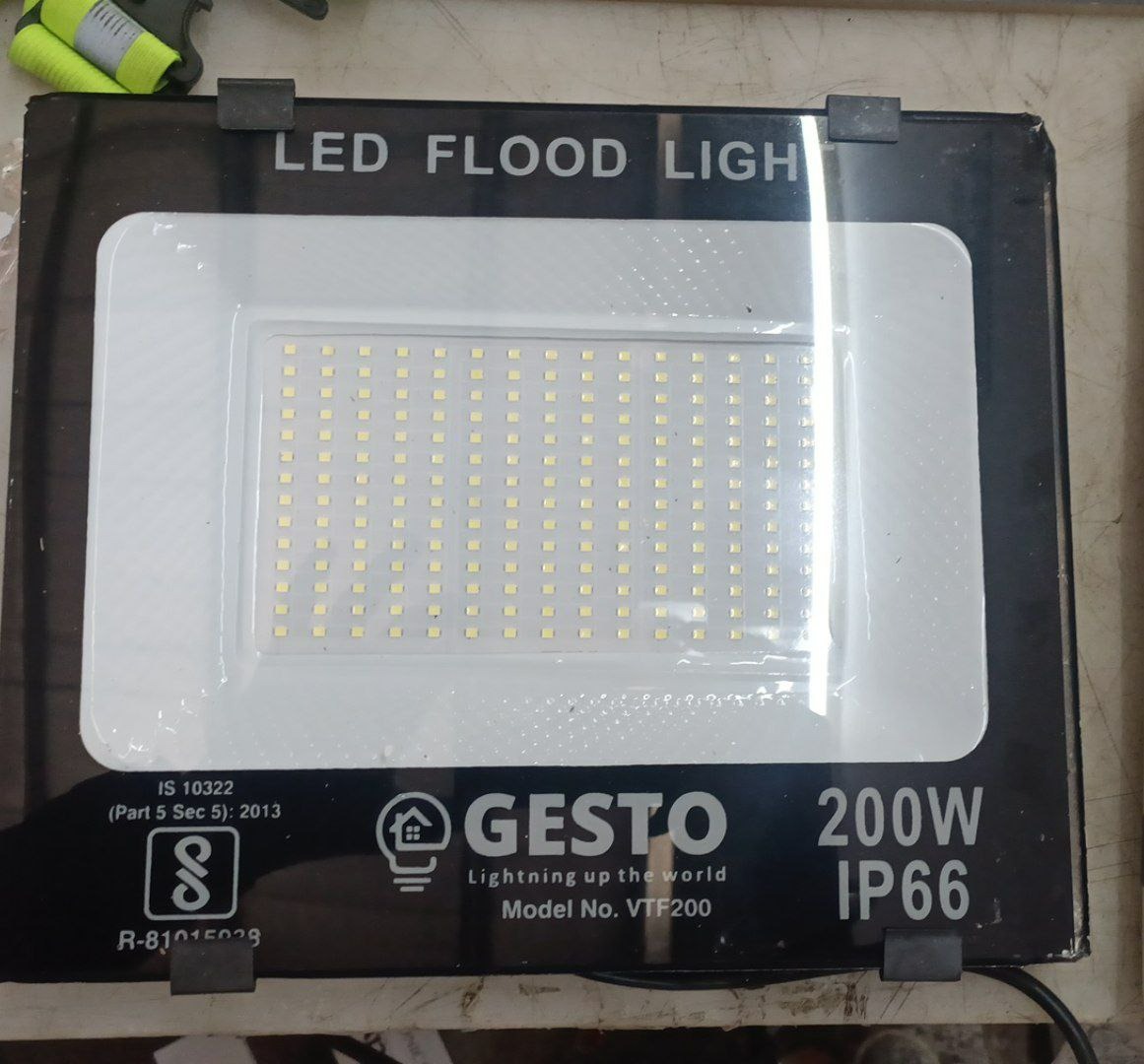 Gesto 200W Led Flood Light Cool Day
