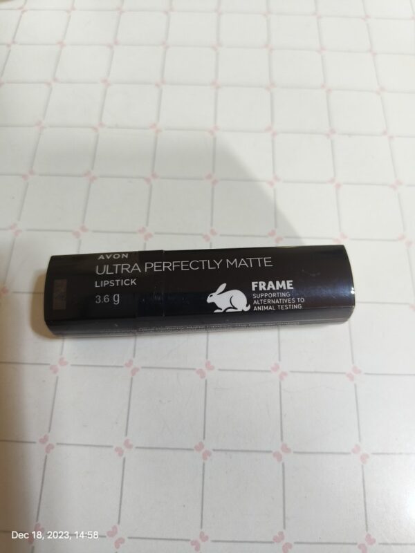 Avon Ultra Perfectly Matte Lipstick 4G