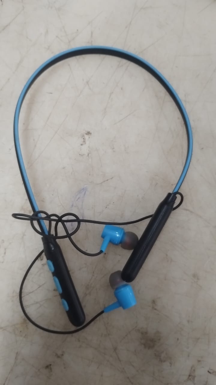 Neck Band Black Blue Used