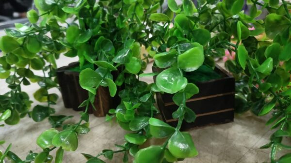 Wyte Origin 2Pcs Artificial Hanging Plants Fern Vine Color Green