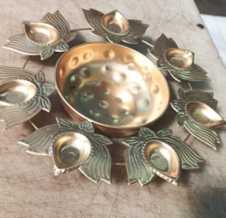 Golden Decorative Metal Diya Plate For Puja Diwali Home Decoration