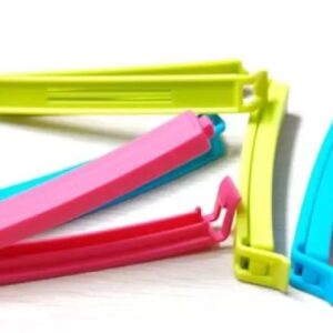 Big Plastic Paper Clip Pack Of 18 Multicolour
