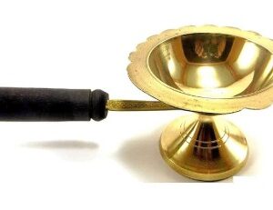 Pure Brass Dhoop Diya Medium Size Kapoor Aarti Lamp