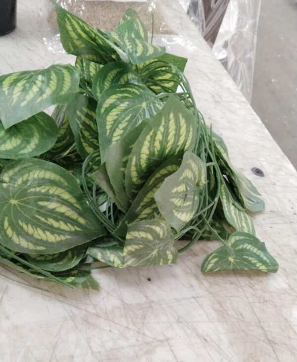 Green Color Artificial Leaf