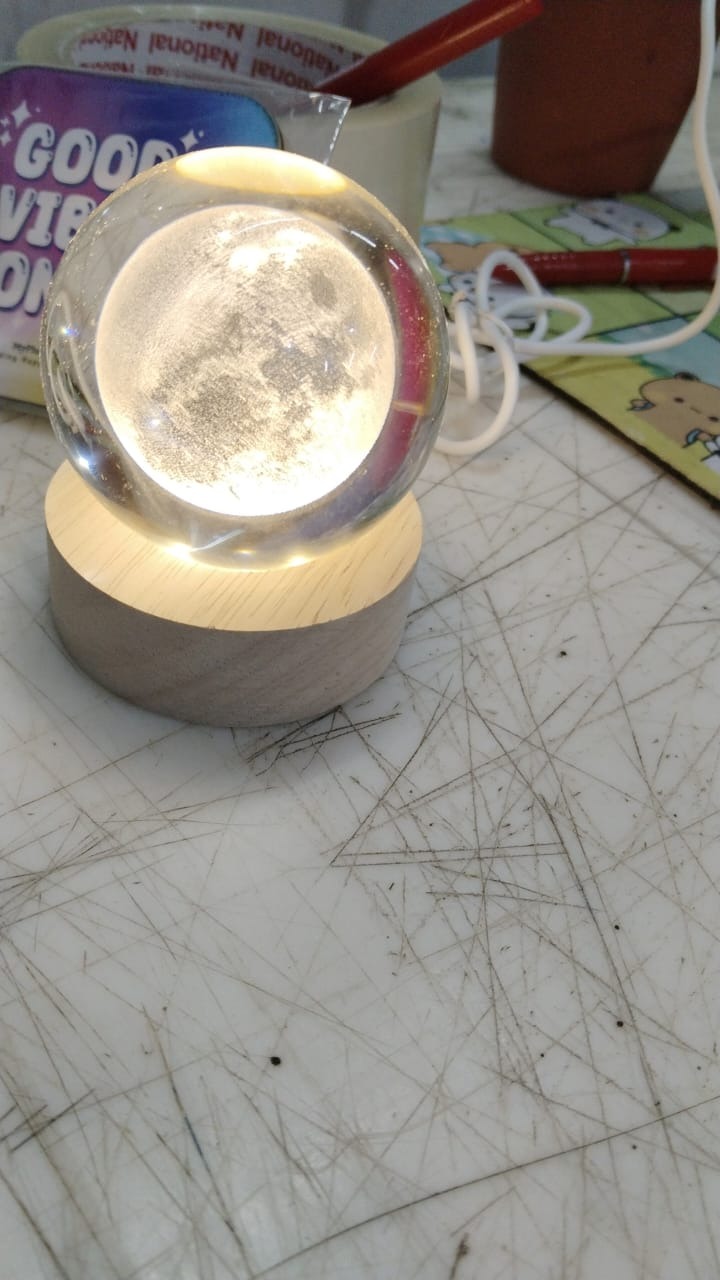 Kunya Moon Crystal Ball With Base Night Lamp