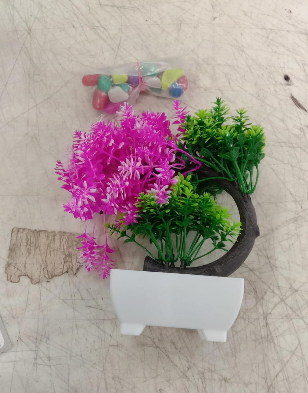 Decorative Artificial Plants For Decoration With 25 Multicolor Stones