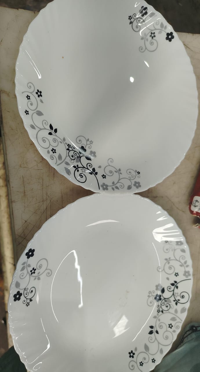 La Opala Diva Classique Collection Opal Glass Quarter Plate Set 2 Pcs