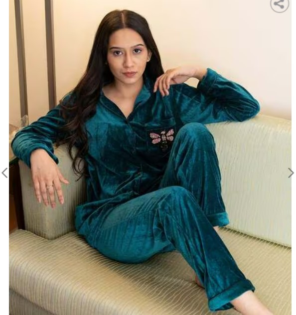 Midnight Angels By Pc Nightwear Set With Embellishment In Green Colour Size S