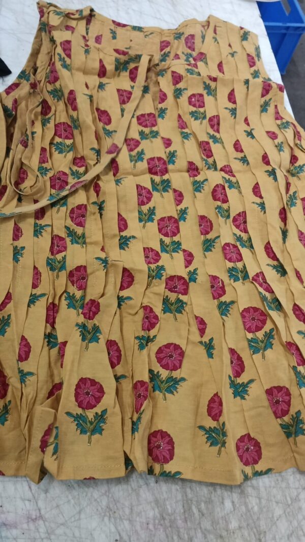 Womens Printed Top Mustard Size S