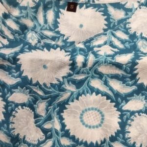 Ladies Kurti Size S Color White Blue
