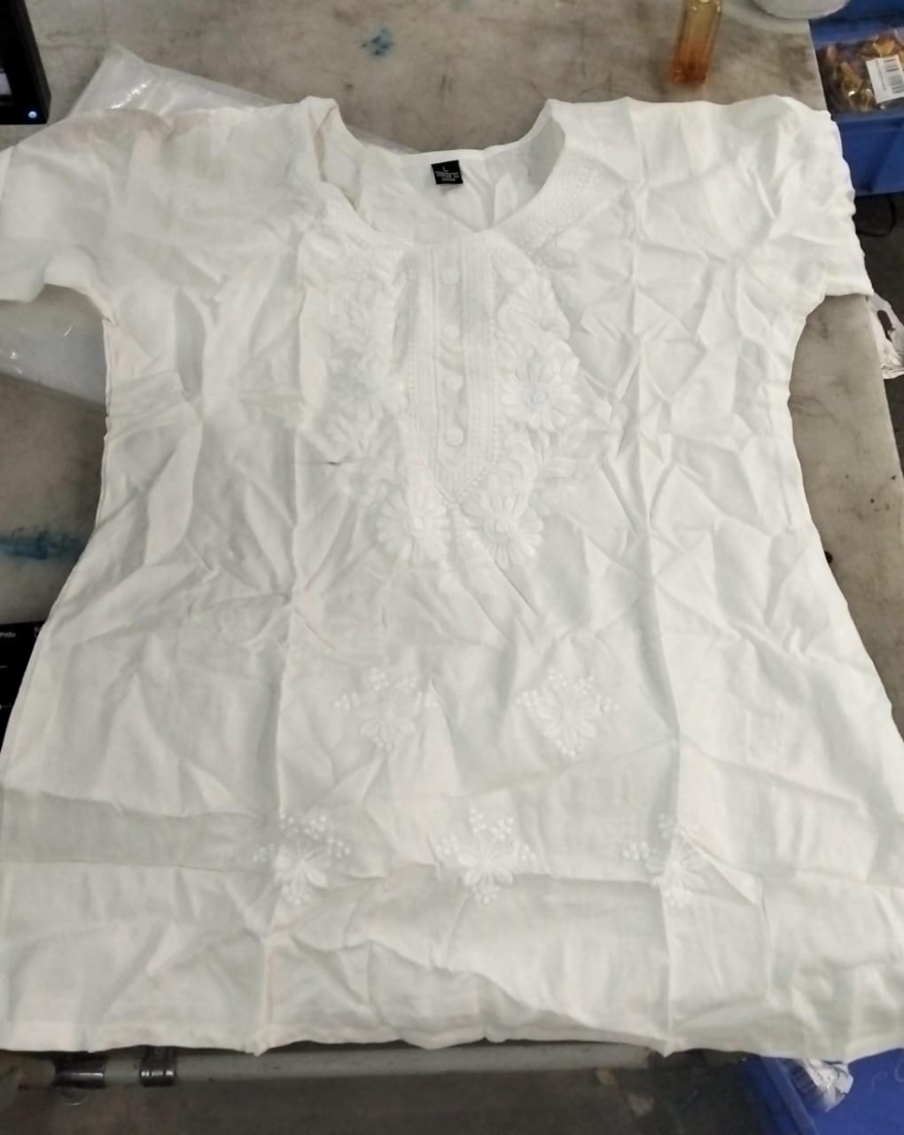 Woman White Kurti Size L