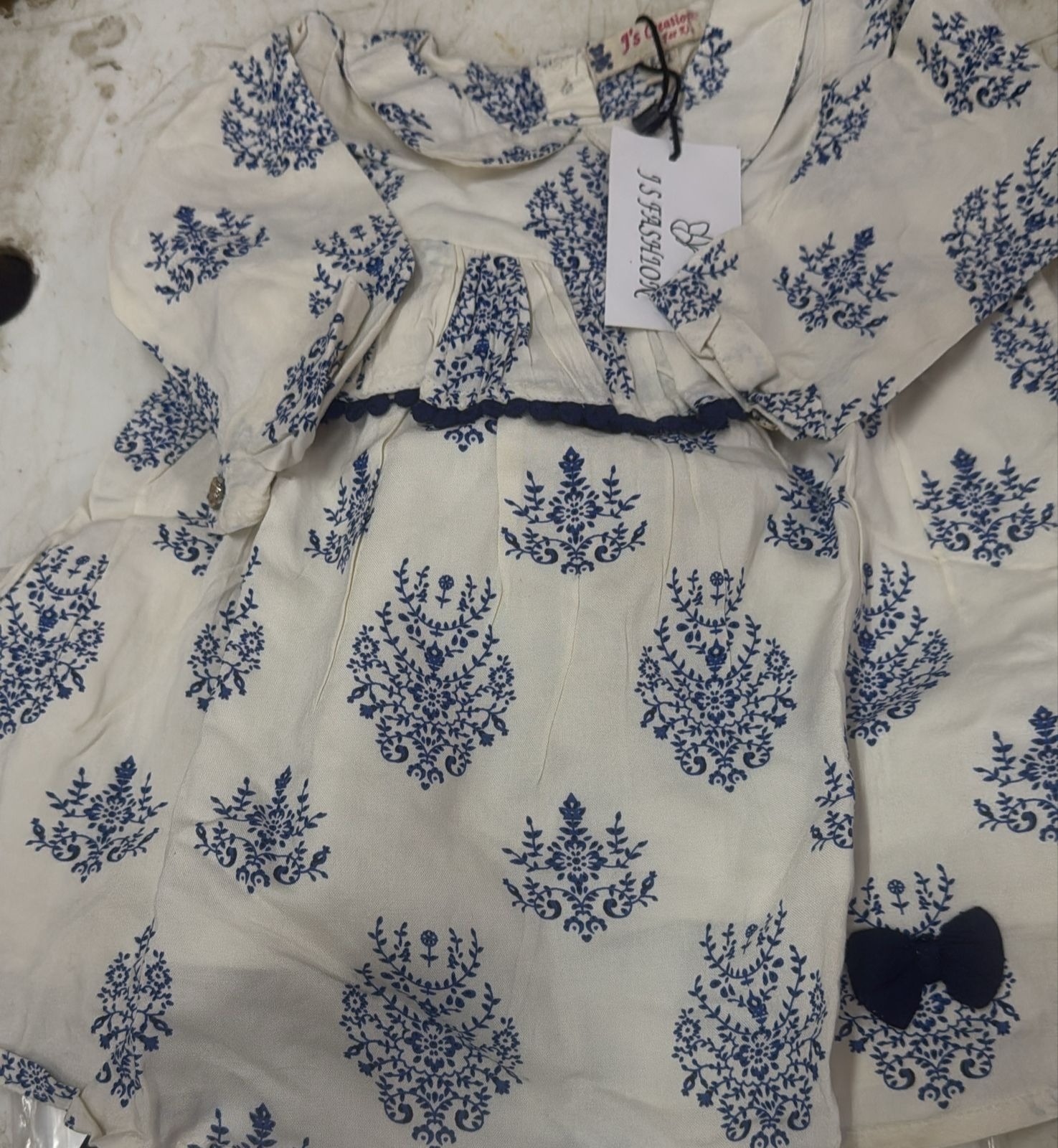 Kids Girl White And Blue Flower Printed Top Size 6 To 12 Months Kids Girl