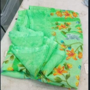Womens Light Green Floral Printed Saree With Blouse Piece