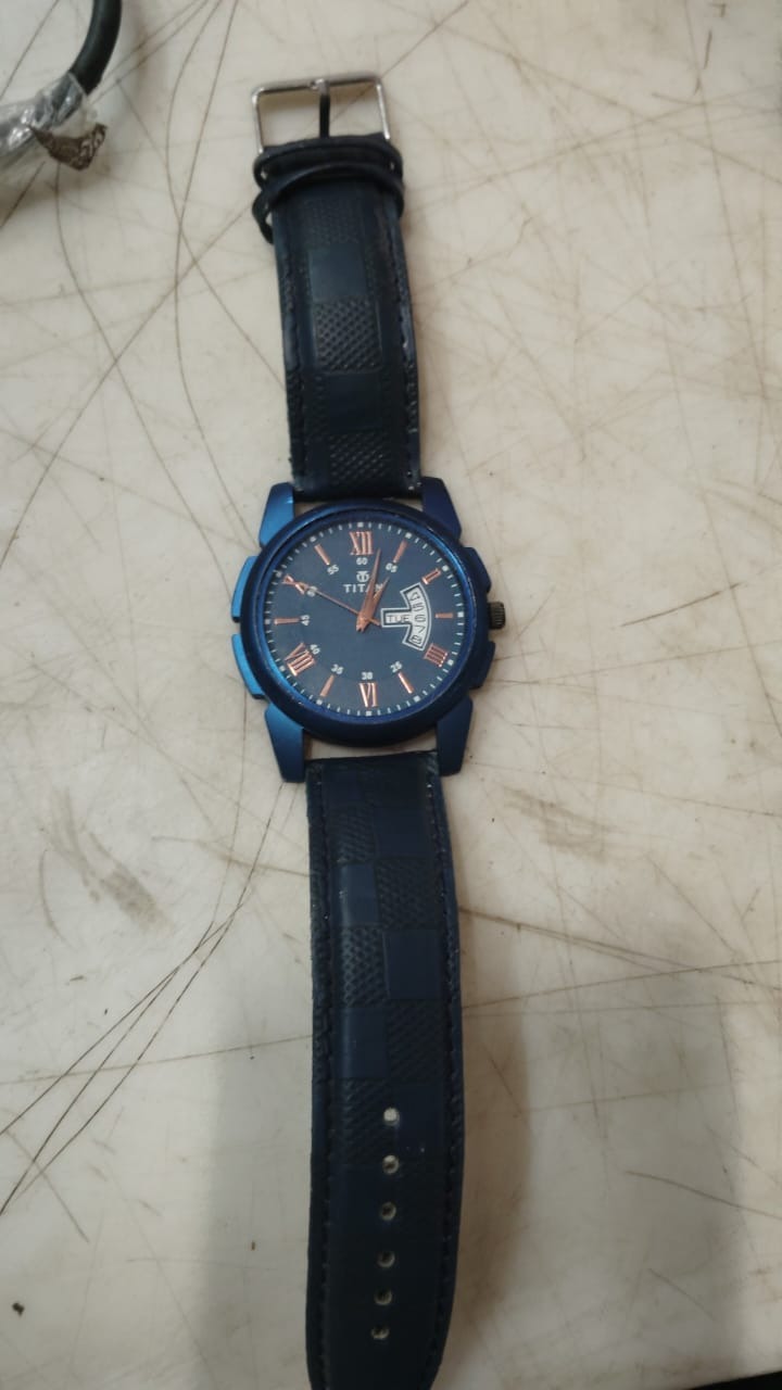 Men Blue Color Wrist Watch Time And Date