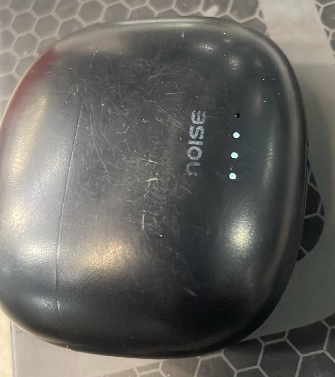 Noise Buds Vs104 Tws Earbuds Black Used Without Data Cable