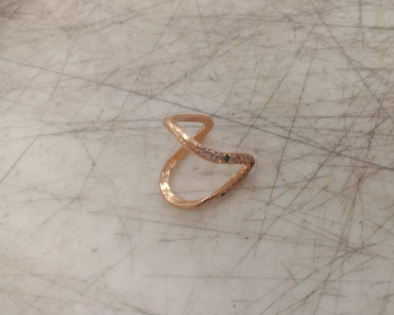 V Reversible Golden Rings