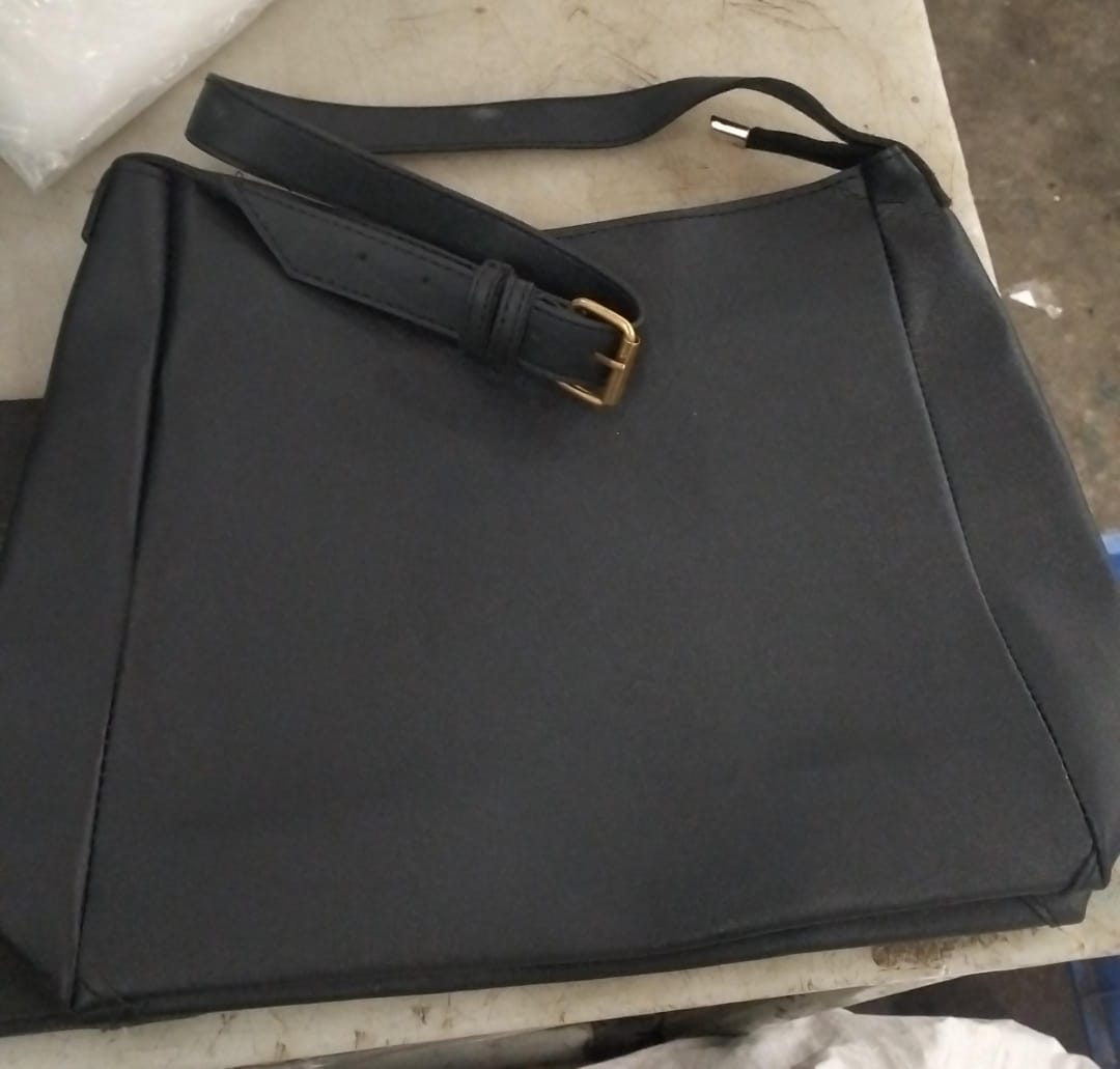 Woman Black Leather Handbag