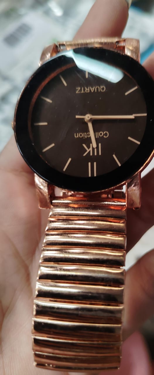 Gold And Black Color Bracelet Watch For Women