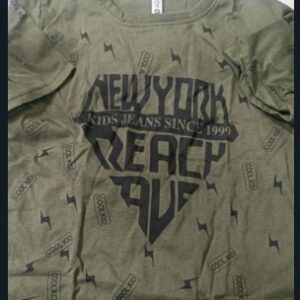 Kids T Shirt Green Colour Size L