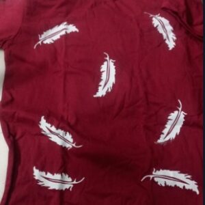 Men T Shirt Maroon Printed Size M