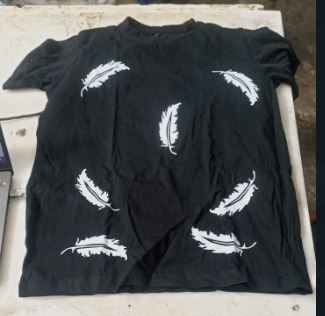 Men T Shirt Black Colour Size M