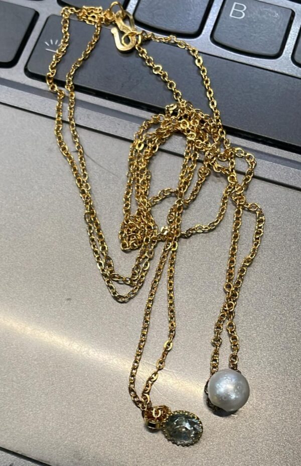 Women Gold Neck Chain With Locket