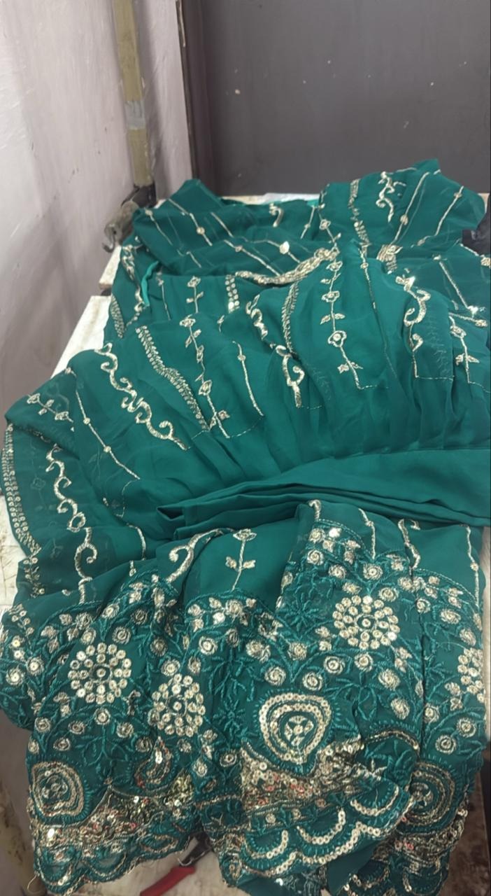 Women Green Color Lengha Suit And Dupatta Size S Printed
