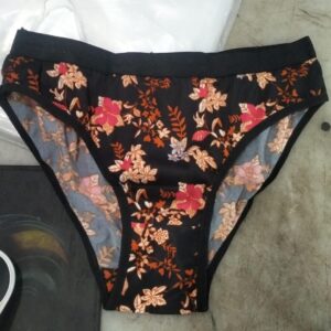 Woman Black Printed Panty Size S